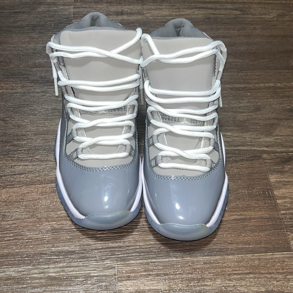 Jordan 11 Cool Grey 8.5 Men - Picture 1 of 4